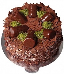 4 ile 6 kişilik Kütahya Doğum günü yaş pastası Çikolatalı Muzlu yaş pasta